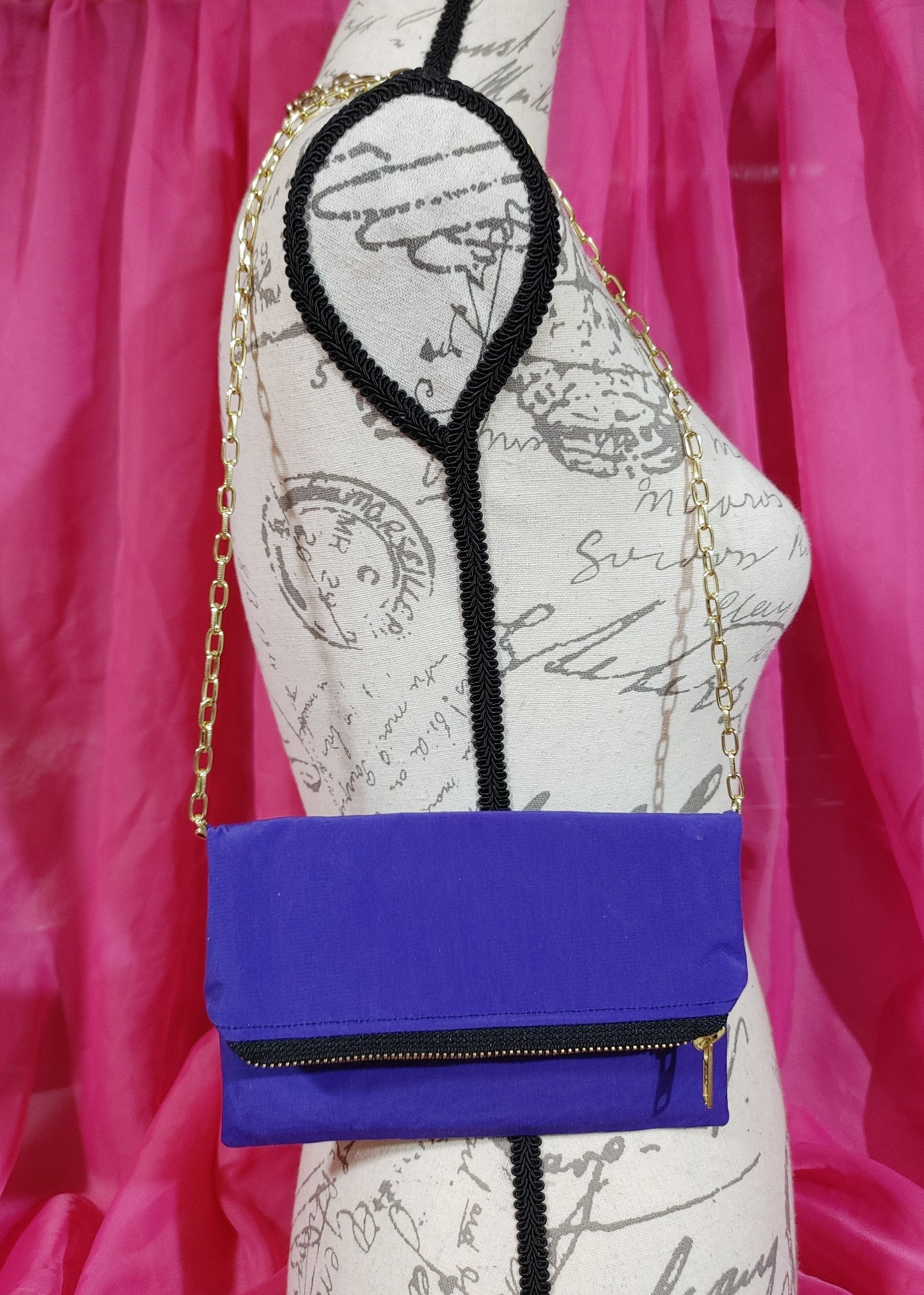 "Purple Gaze" Over-The-Shoulder Bag